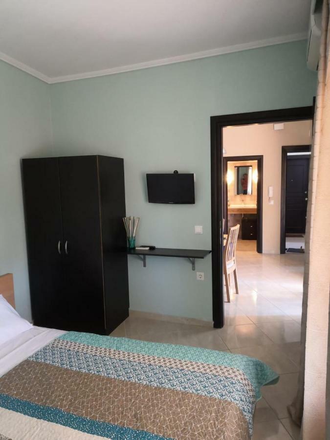 Comfortable Apartment Near The Central Beach Nea Skioni Exterior photo